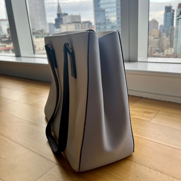 Kate Spade light blue and white tote bag - Picture 4 of 8